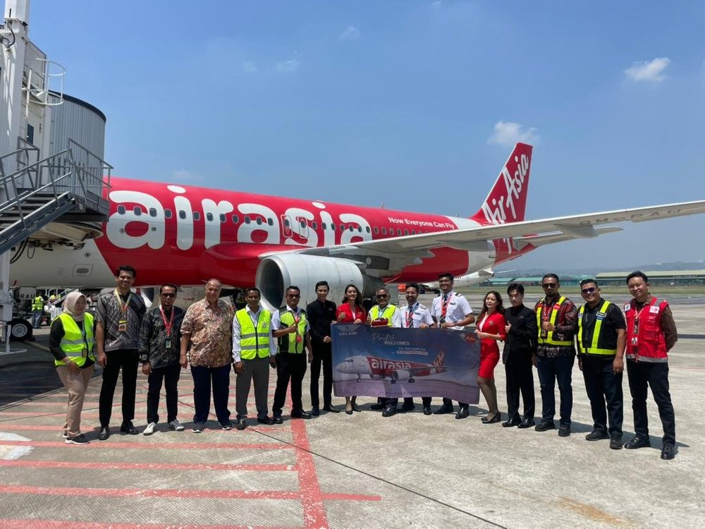 Layanan Call Center AirAsia 24 Jam 
